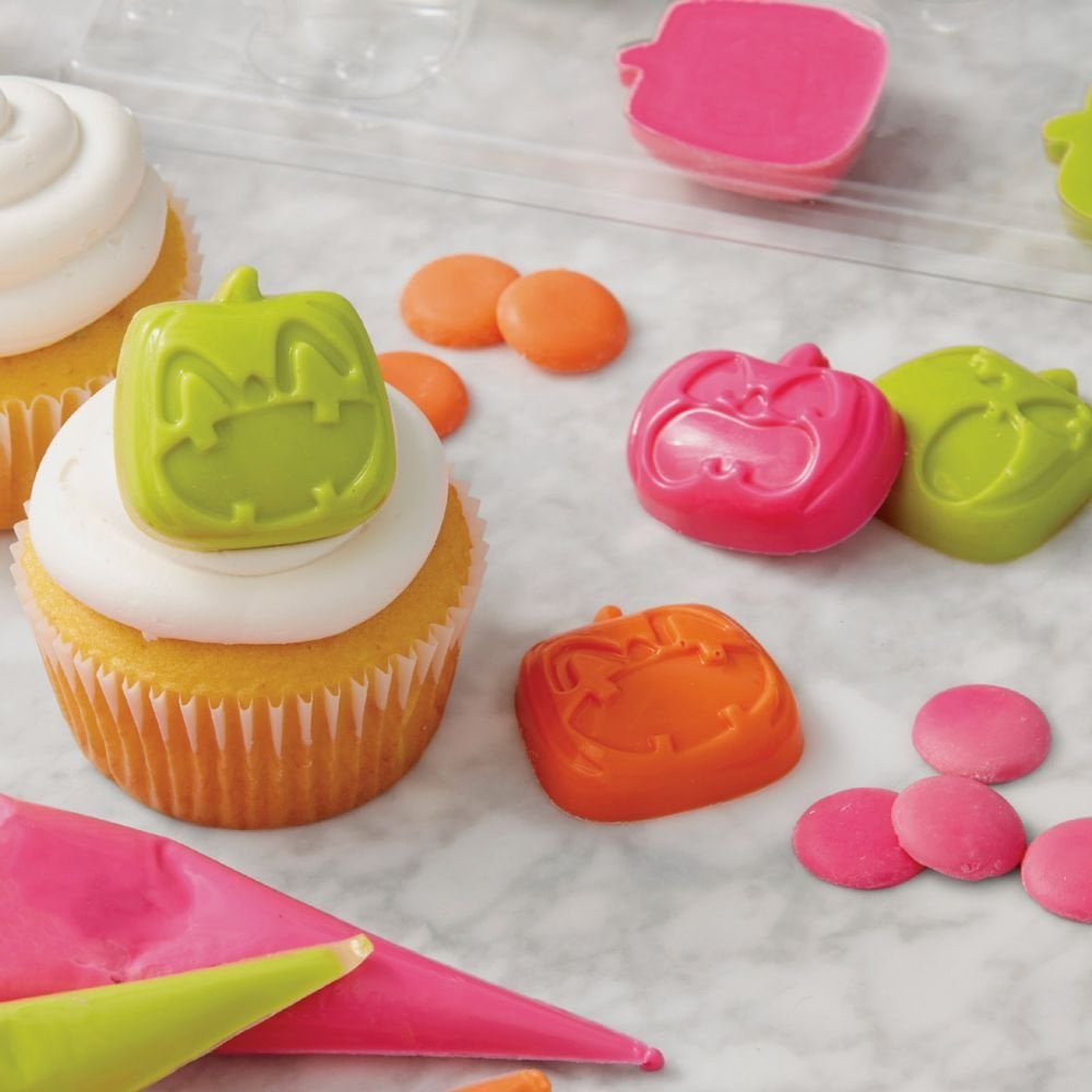Wilton Candy / Chocolate Mould - Pumpkin Faces