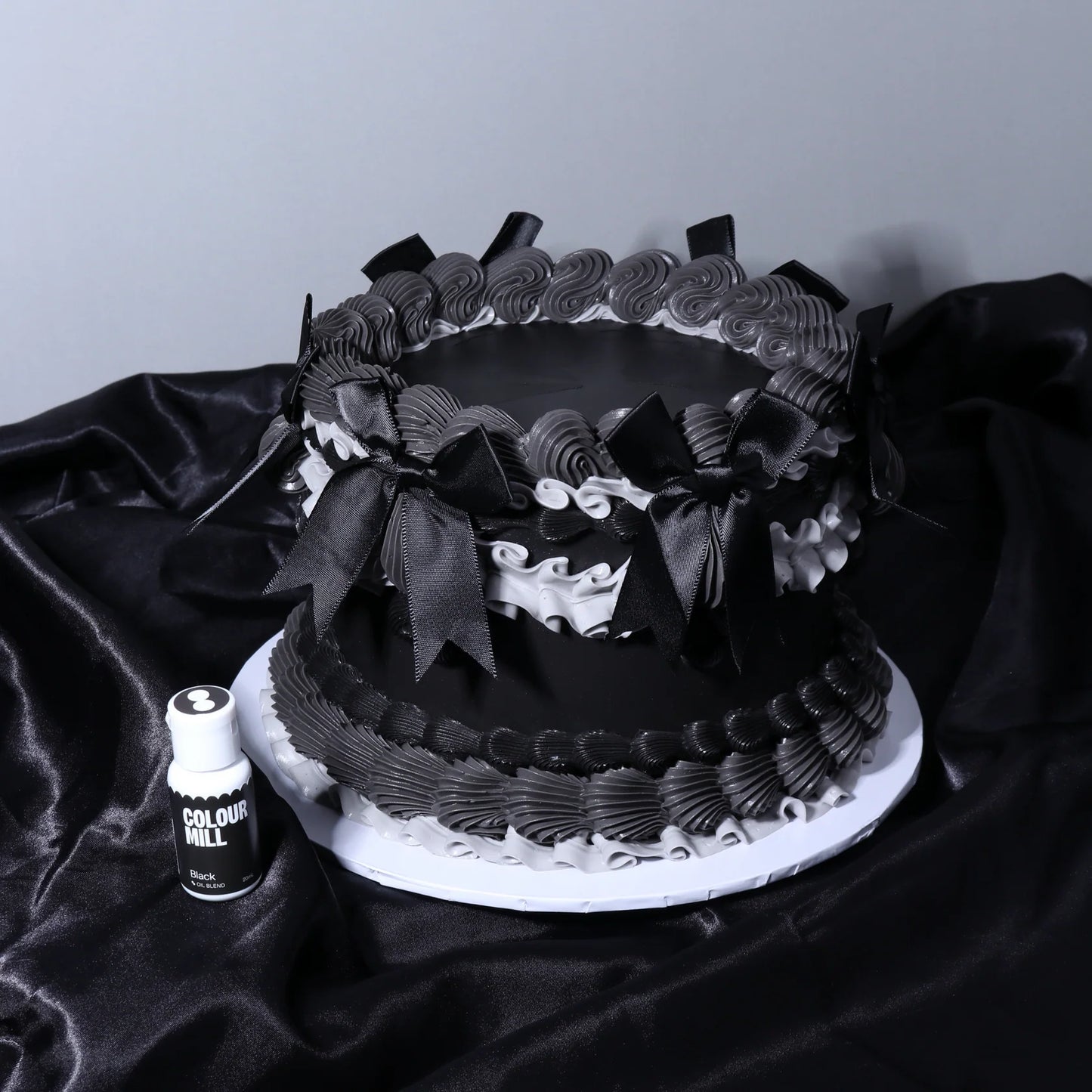 Colour Mill Oil Based Colouring 100ml - Black